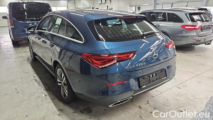 Mercedes  CLA-Klasse CLA 220 d DCT Shooting Brake #3