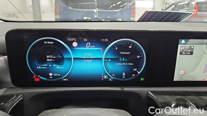 Mercedes  CLA-Klasse CLA 220 d DCT Shooting Brake #5