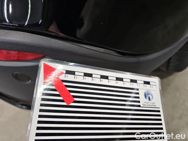 Mercedes  GLA  200 d DCT #20