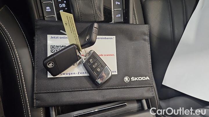 Skoda  Superb 1.4 TSI iV DSG L&K COMBI #12