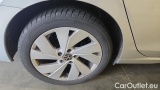 Volkswagen  Golf  2.0 TDI SCR DSG Style Variant #10