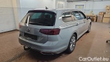 Volkswagen  Passat 2.0 TDI SCR DSG Elegance Variant #4