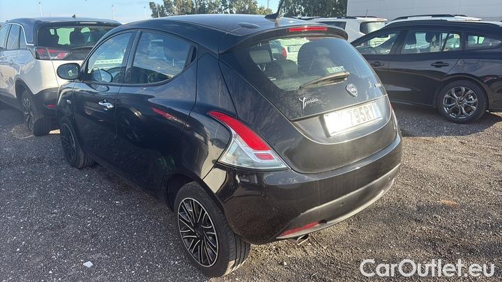 Lancia  Ypsilon 1.0 FireFly 70cv S&S Hybrid GOLD #3