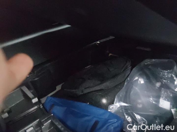 Ford  Kuga 2.5 Benzina PHEV 225CV 2WD ST-Line Aut #11