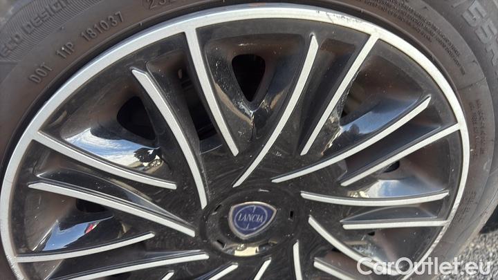 Lancia  Ypsilon 1.0 FireFly 70cv S&S Hybrid GOLD #59