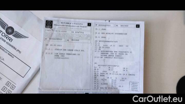 Ford  Kuga 2.5 Benzina PHEV 225CV 2WD ST-Line Aut #18