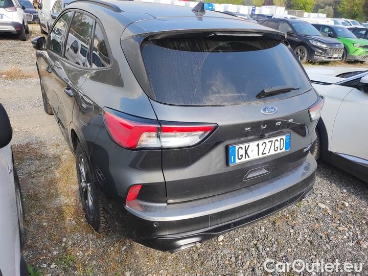 Ford  Kuga 2.5 Benzina FHEV 190CV AWD ST-Line Aut #3