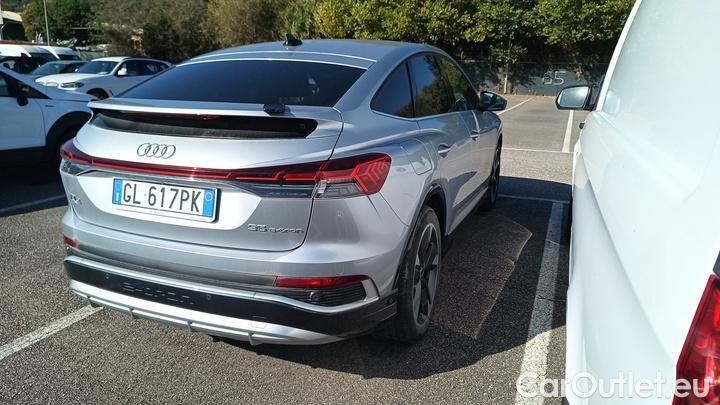 Audi  Q4 E-Tron 35 e-tron S line edition #3