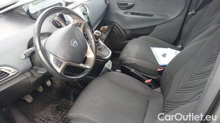 Lancia  Ypsilon 1.0 FireFly 70cv S&S Hybrid GOLD #5