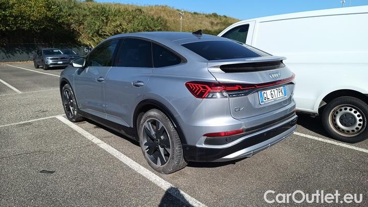 Audi  Q4 E-Tron 35 e-tron S line edition #4