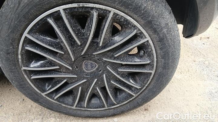 Lancia  Ypsilon 1.0 FireFly 70cv S&S Hybrid GOLD #14