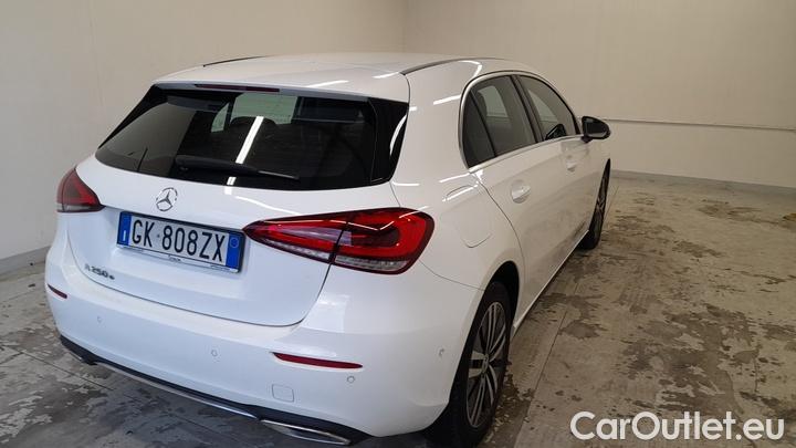 Mercedes  A-Klasse A 250 e Plug-in hybrid Auto Sport #4