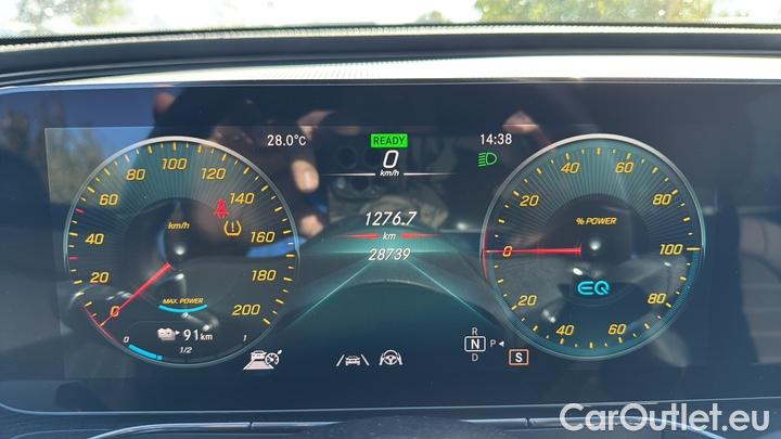 Mercedes  EQC  400 MATIC Electric Tech Edition #12