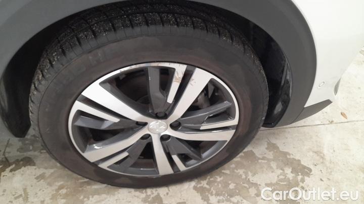 Peugeot  3008 BlueHDI 130 EAT8 S&S Allure Pack #26