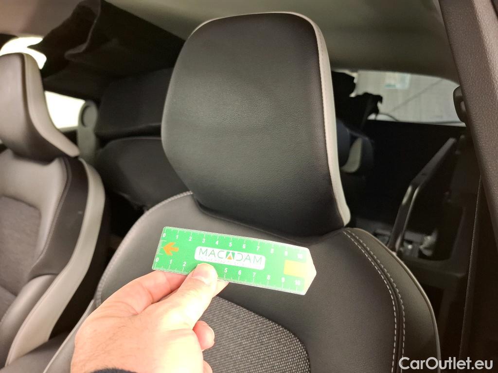  Renault  Captur  / 2019 / 5P / SUV Intens E-Tech hybride recharg 160 / TRANSFO VP/VF #15