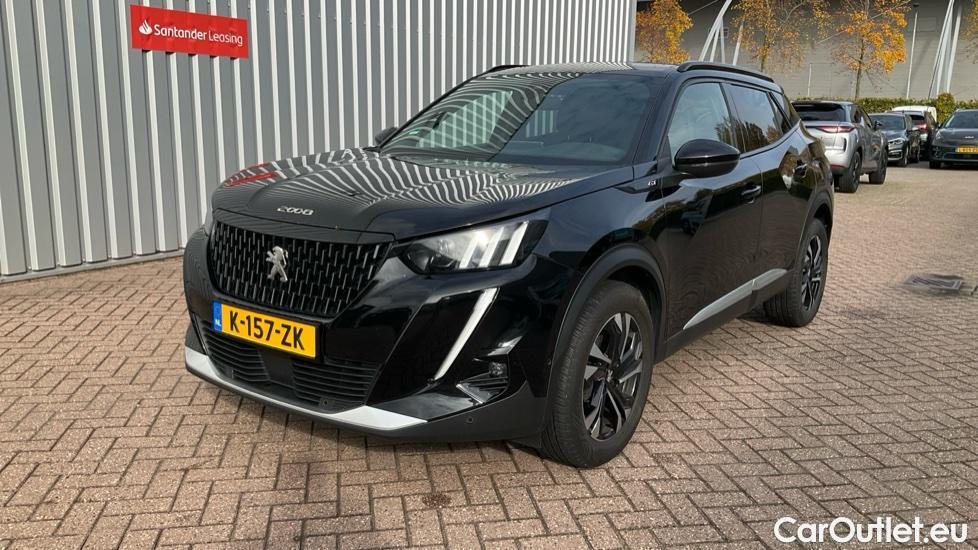 Peugeot  2008 1.2 puretech gt 96kW #1