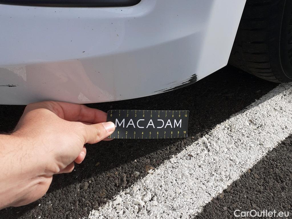  Hyundai   Ioniq HYUNDAI / 2019 / 5P / berlina con portón 1.6 GDI PHEV Klass DCT #22