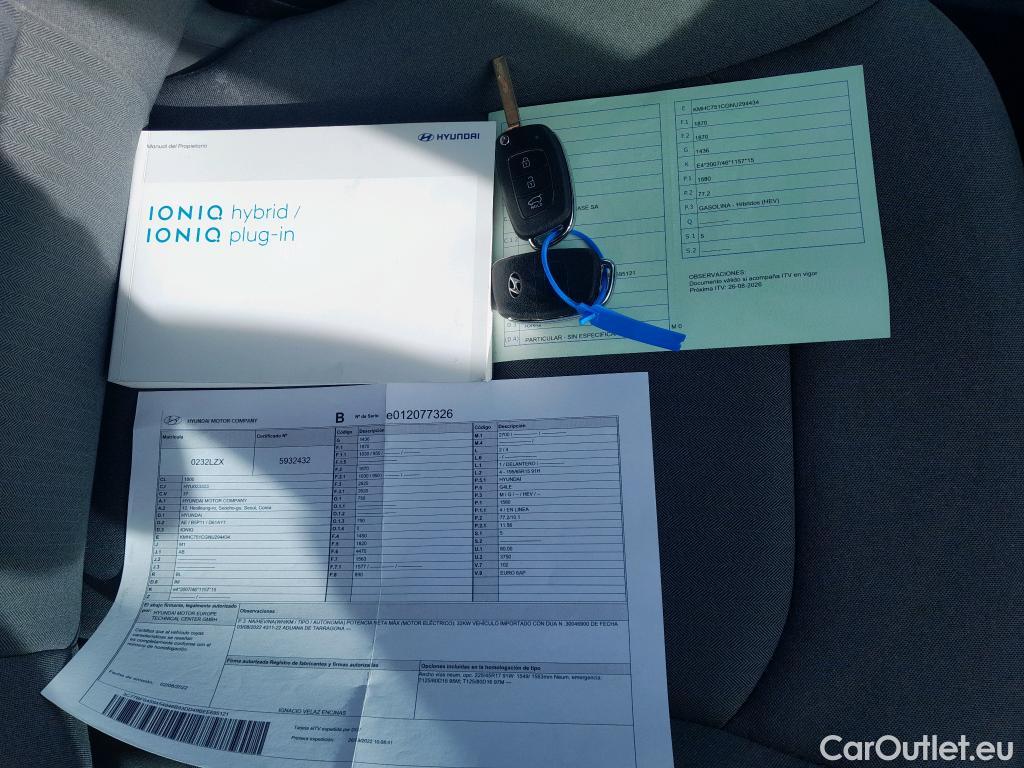 Hyundai   Ioniq HYUNDAI / 2019 / 5P / berlina con portón 1.6 GDI HEV Klass DCT #9