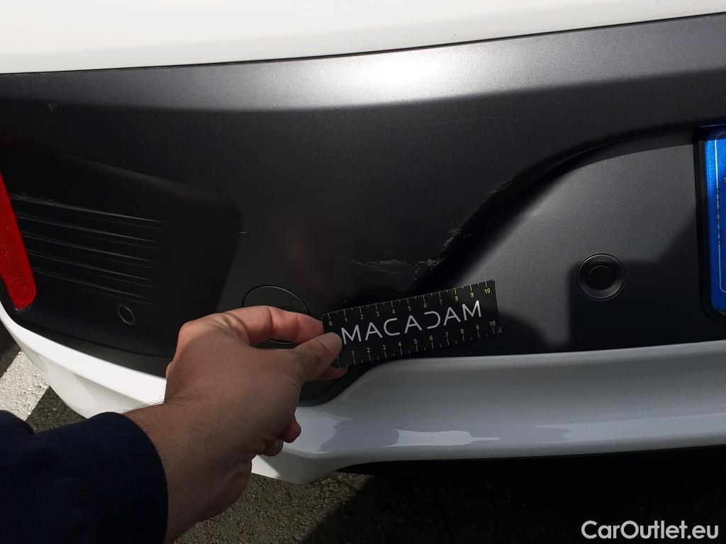  Hyundai   Ioniq HYUNDAI / 2019 / 5P / berlina con portón 1.6 GDI PHEV Klass DCT #27