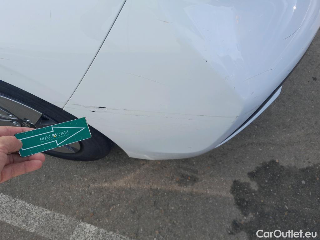 Hyundai   Ioniq HYUNDAI / 2019 / 5P / berlina con portón 1.6 GDI HEV Klass DCT #9