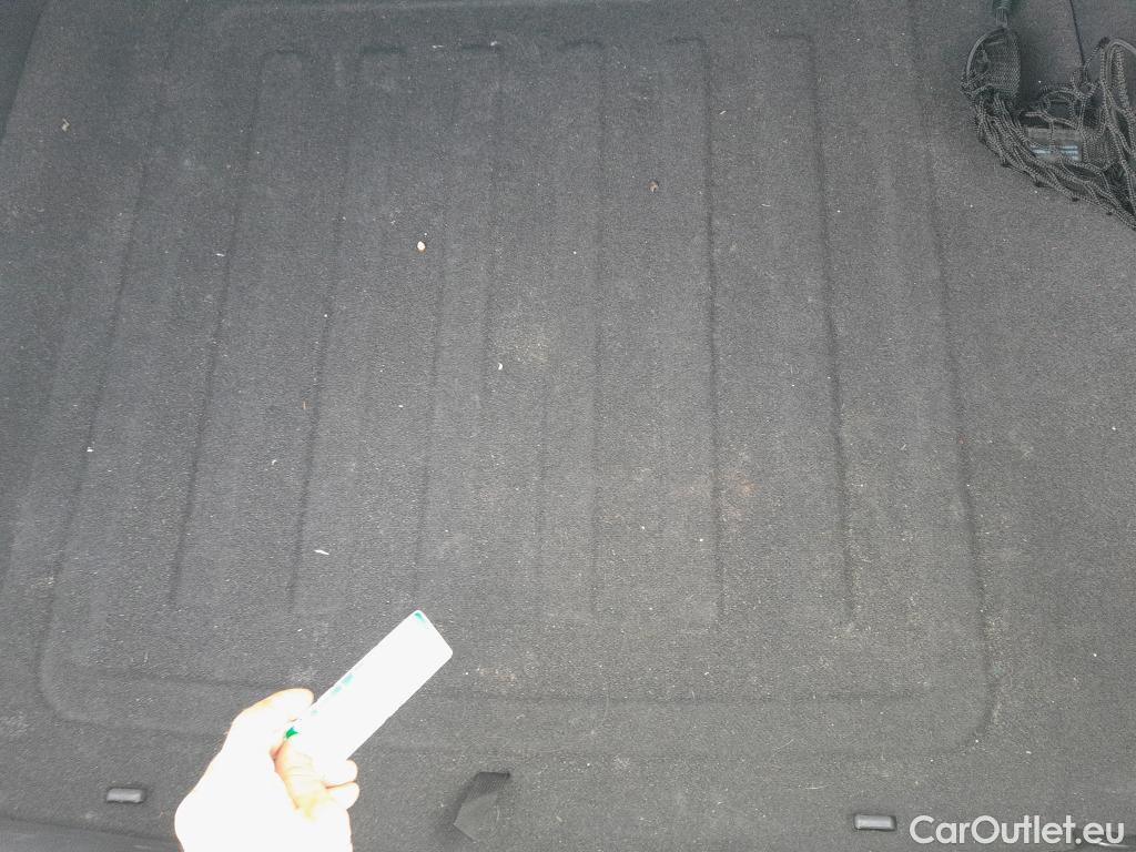 Hyundai   Ioniq HYUNDAI / 2019 / 5P / berlina con portón 1.6 GDI HEV Klass DCT #5