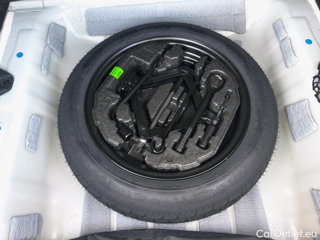 Hyundai   Ioniq HYUNDAI / 2019 / 5P / berlina con portón 1.6 GDI HEV Klass DCT #10