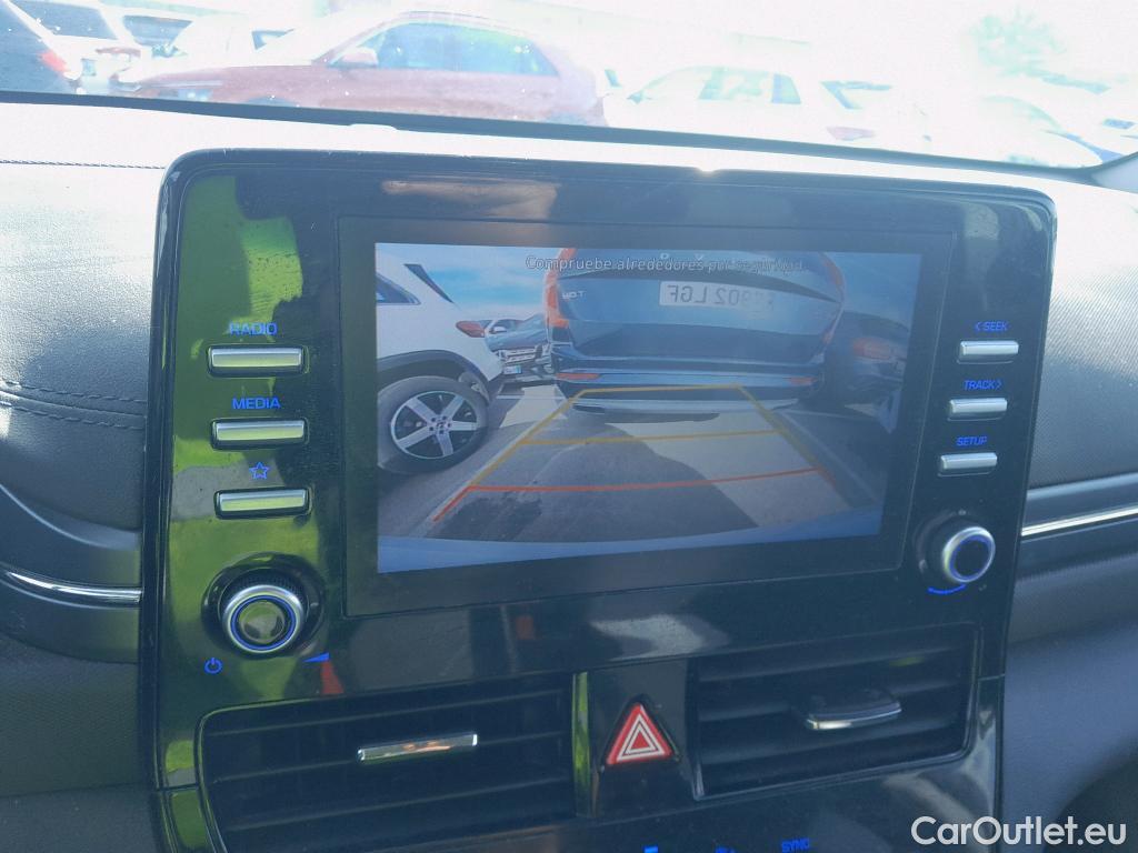 Hyundai   Ioniq HYUNDAI / 2019 / 5P / berlina con portón 1.6 GDI HEV Klass DCT #13