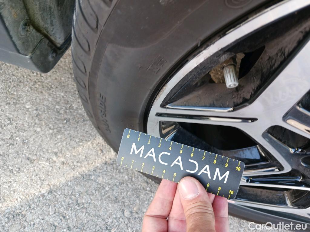  KIA  XCeed KIA  / 2022 / 5P / todoterreno 1.5 MHEV GT-line 118kW (160CV) DCT #4