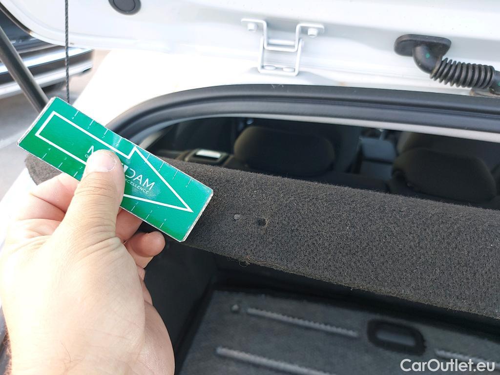 KIA  Cee'd KIA Ceed / 2021 / 5P / berlina con portón 1.0 T-GDi 74kW (100CV) Concept #8