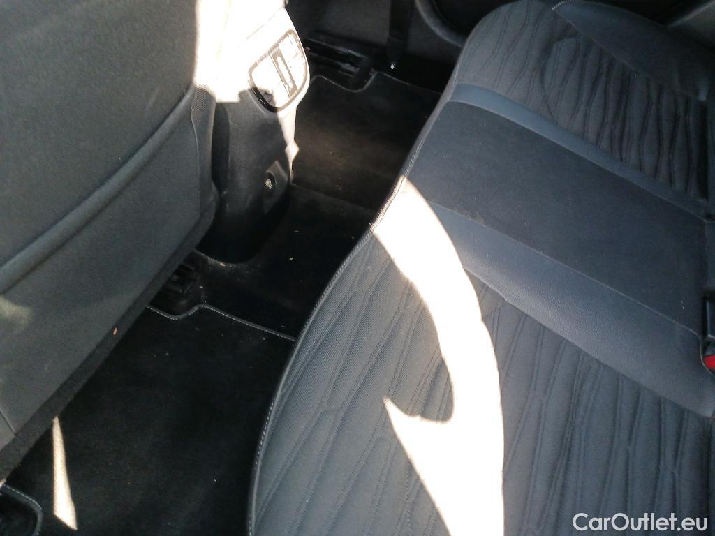  KIA  XCeed KIA  / 2022 / 5P / todoterreno 1.5 MHEV GT-line 118kW (160CV) DCT #26