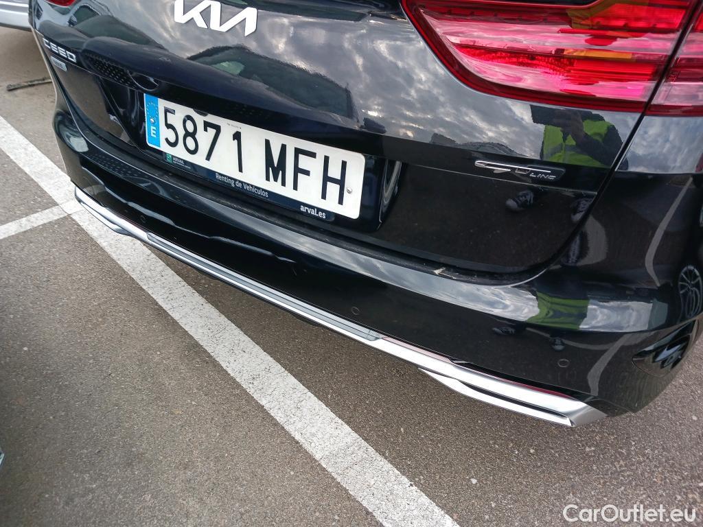 KIA  Cee'd Ceed Sportswagon GT Line 1.5 T-GDI 160CV AT7 E6d #25