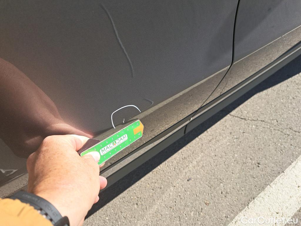  Mercedes  GLA Clase   200 d (247.712)AMG AMG Line 150CV AT8 E6d #16