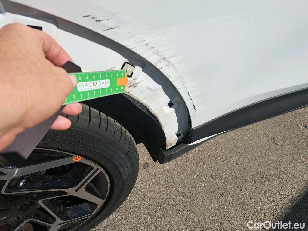 KIA  XCeed KIA  / 2022 / 5P / todoterreno 1.5 MHEV GT-line 118kW (160CV) DCT #2