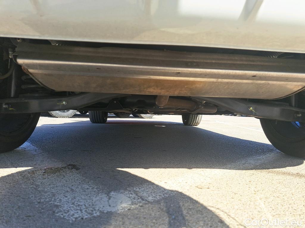 KIA  XCeed KIA  / 2022 / 5P / todoterreno 1.5 MHEV GT-line 118kW (160CV) DCT #11