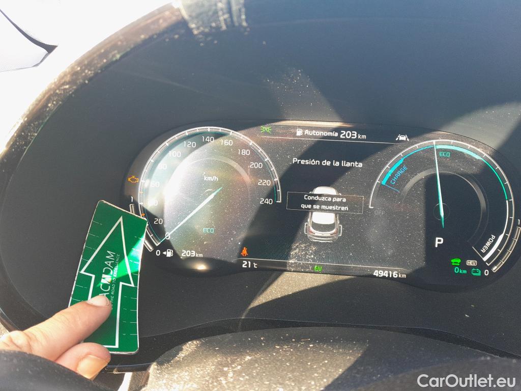  KIA  XCeed KIA  / 2019 / 5P / todoterreno 1.6 GDi PHEV 104kW (141CV) eTech #12