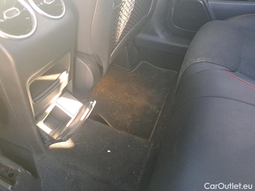  Mercedes  GLA Clase   200 d (247.712)AMG AMG Line 150CV AT8 E6d #24