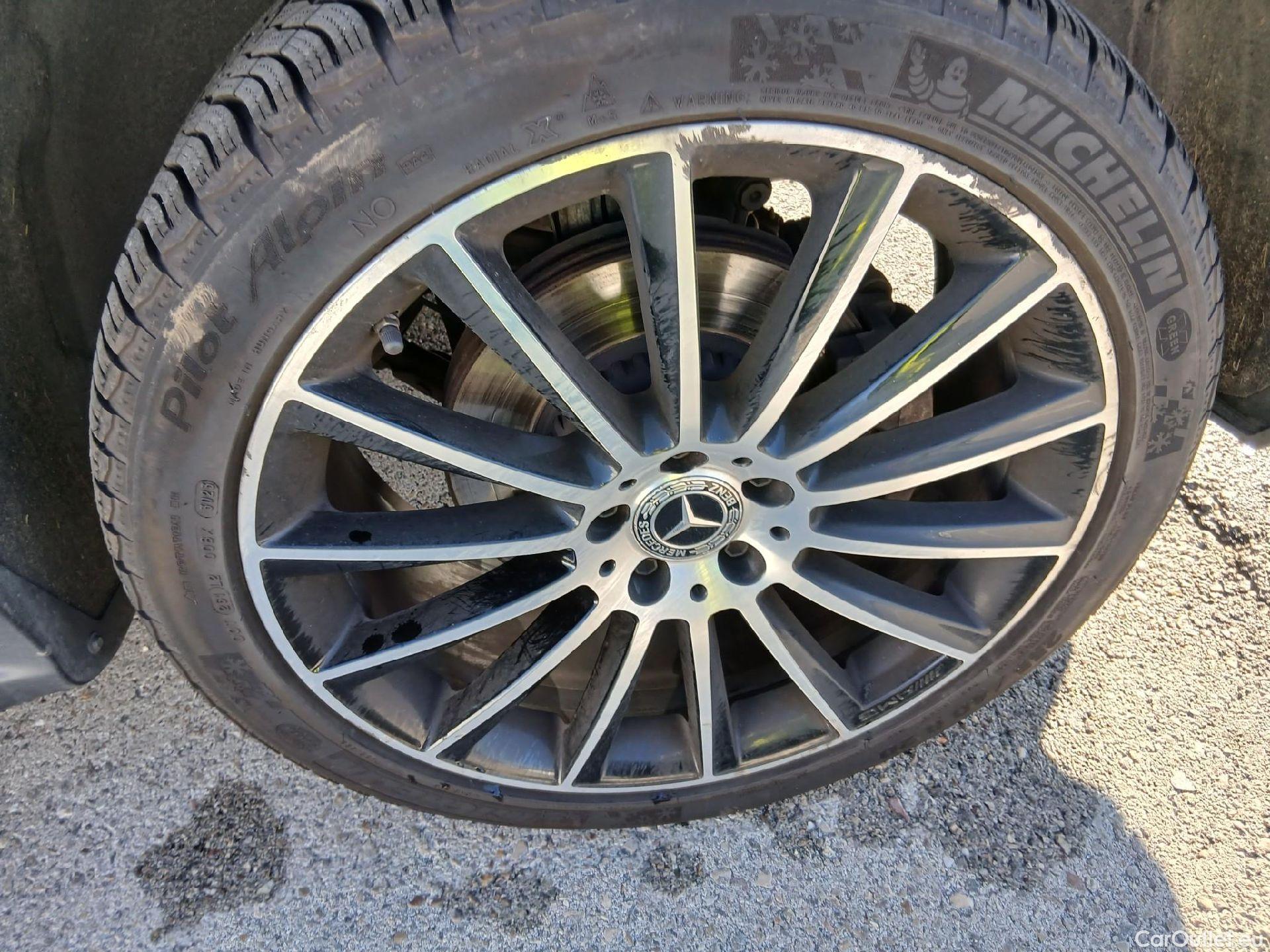  Mercedes  G-Klasee MERCEDES-BENZ Clase GLC / 2019 / 5P / todoterreno GLC 300 d 4MATIC #17