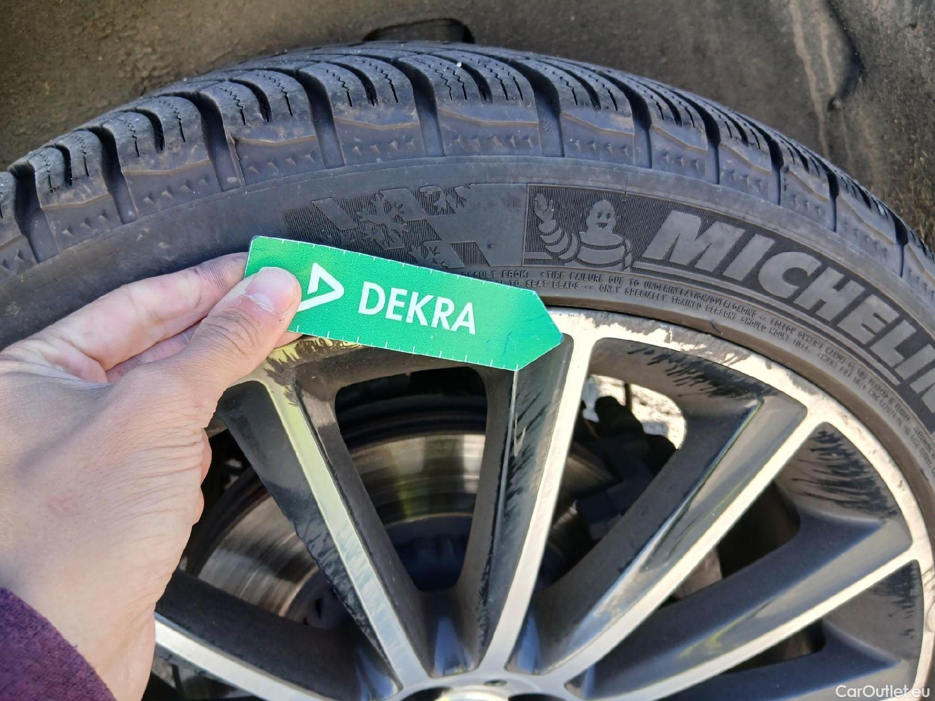  Mercedes  G-Klasee MERCEDES-BENZ Clase GLC / 2019 / 5P / todoterreno GLC 300 d 4MATIC #18