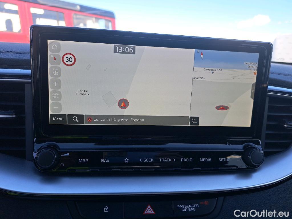 KIA  XCeed KIA  / 2022 / 5P / todoterreno 1.5 MHEV GT-line 118kW (160CV) DCT #12