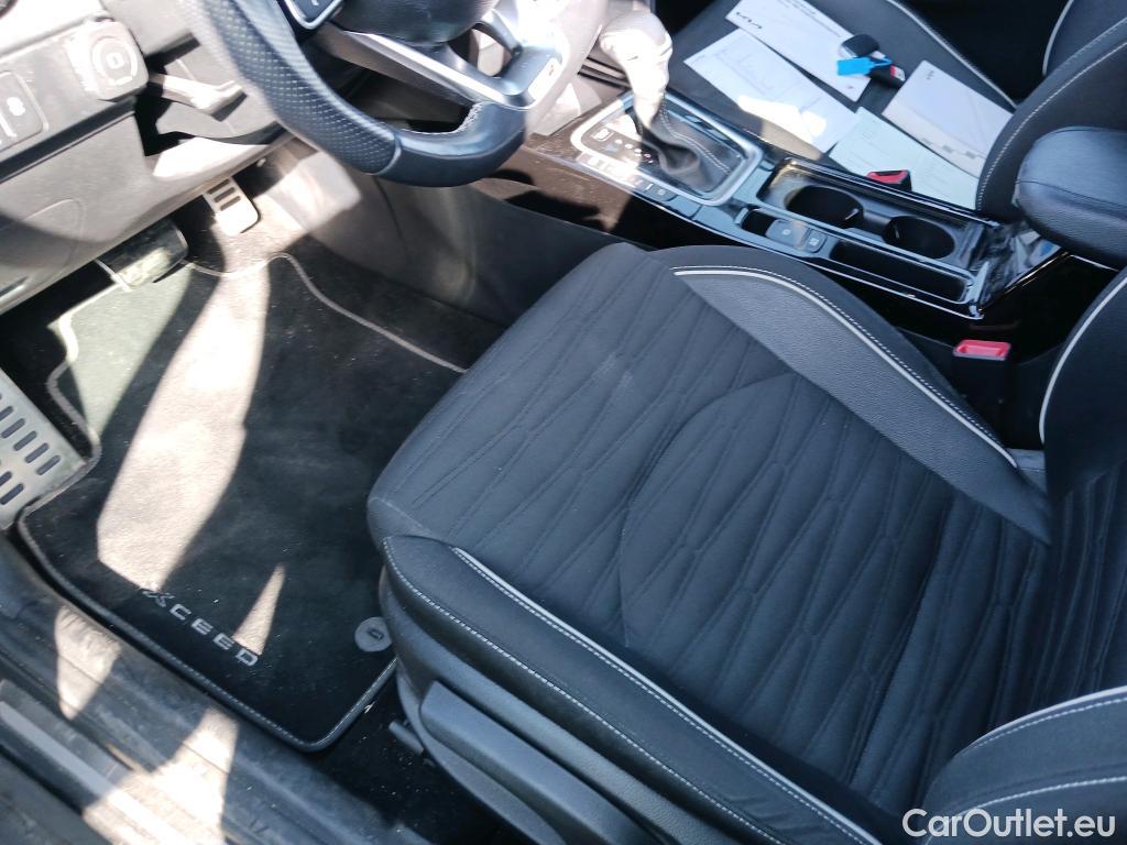  KIA  XCeed KIA  / 2022 / 5P / todoterreno 1.5 MHEV GT-line 118kW (160CV) DCT #27