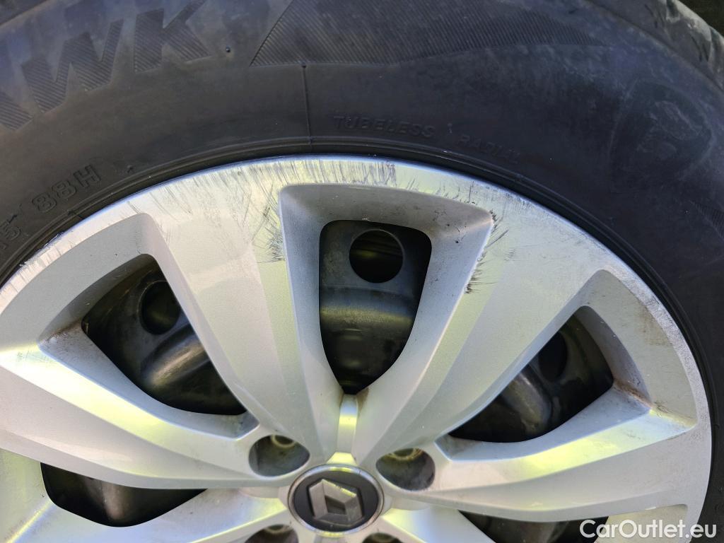  Renault  Clio RENAULT  / 2019 / 5P / berlina con portón Business TCe 74 kW (100CV) GLP #26