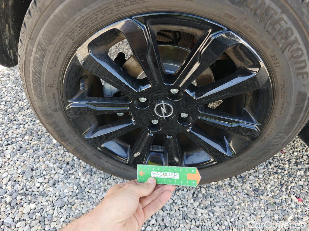 Opel  Crossland OPEL  / 2020 / 5P / crossover 1.2 81kW (110CV) GS Line #17