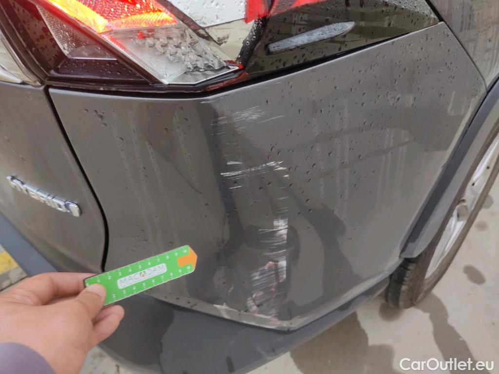  Toyota  RAV4 TOYOTA  / 2018 / 5P / todoterreno 2.5l 220H Advance #27