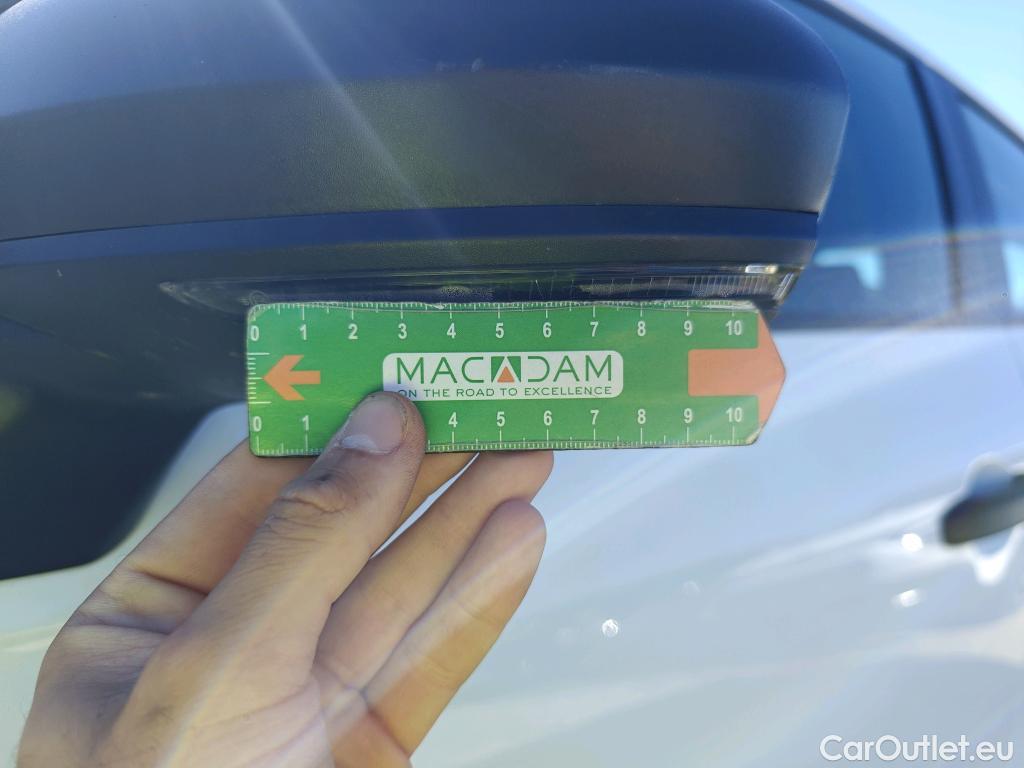  Renault  Clio RENAULT  / 2019 / 5P / berlina con portón Business TCe 74 kW (100CV) GLP #15