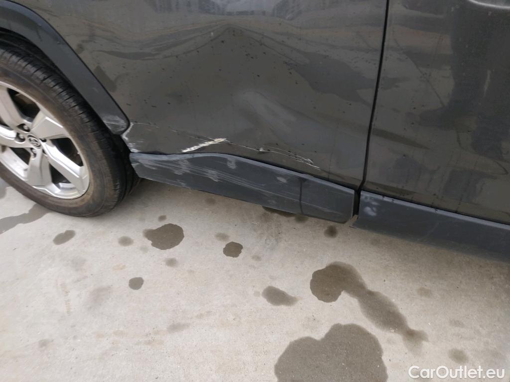  Toyota  RAV4 TOYOTA  / 2018 / 5P / todoterreno 2.5l 220H Advance #9