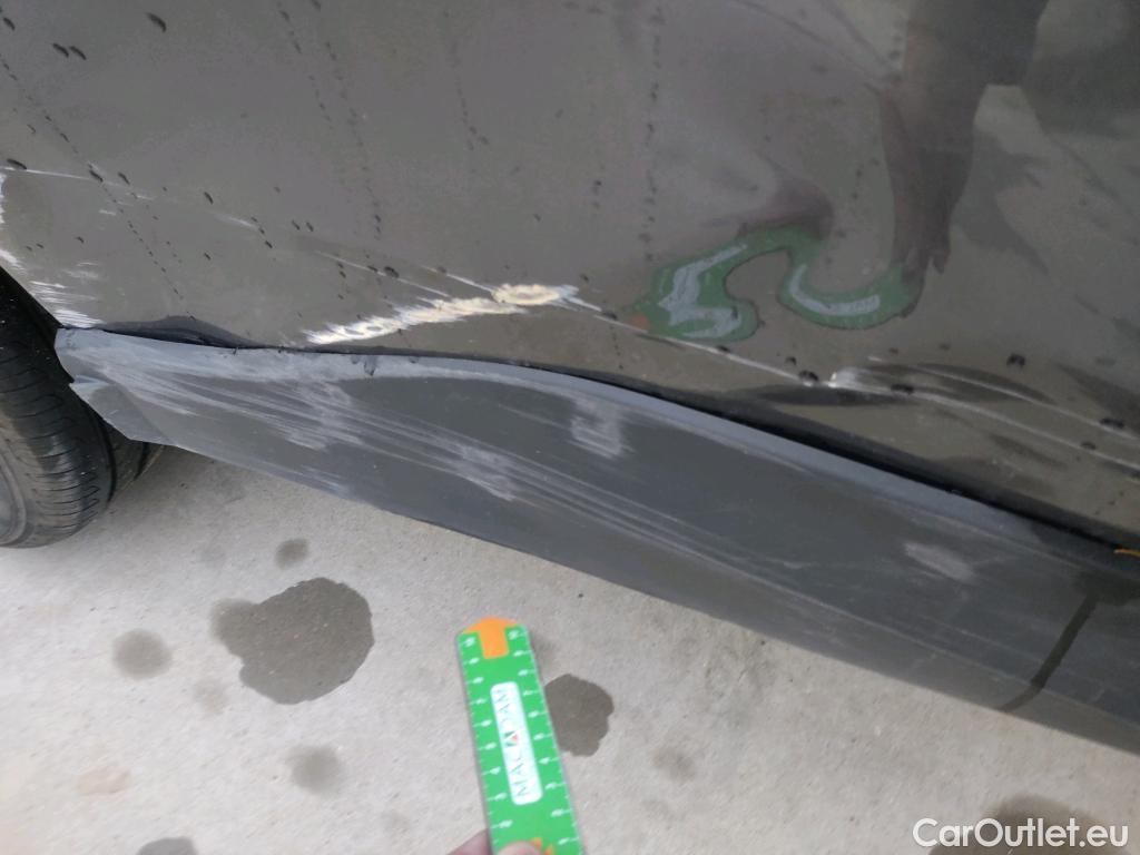  Toyota  RAV4 TOYOTA  / 2018 / 5P / todoterreno 2.5l 220H Advance #10