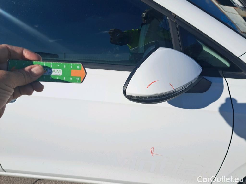 Volkswagen  Golf  VIII Berlina 2.0 TDI 115CV MT6 E6d #22