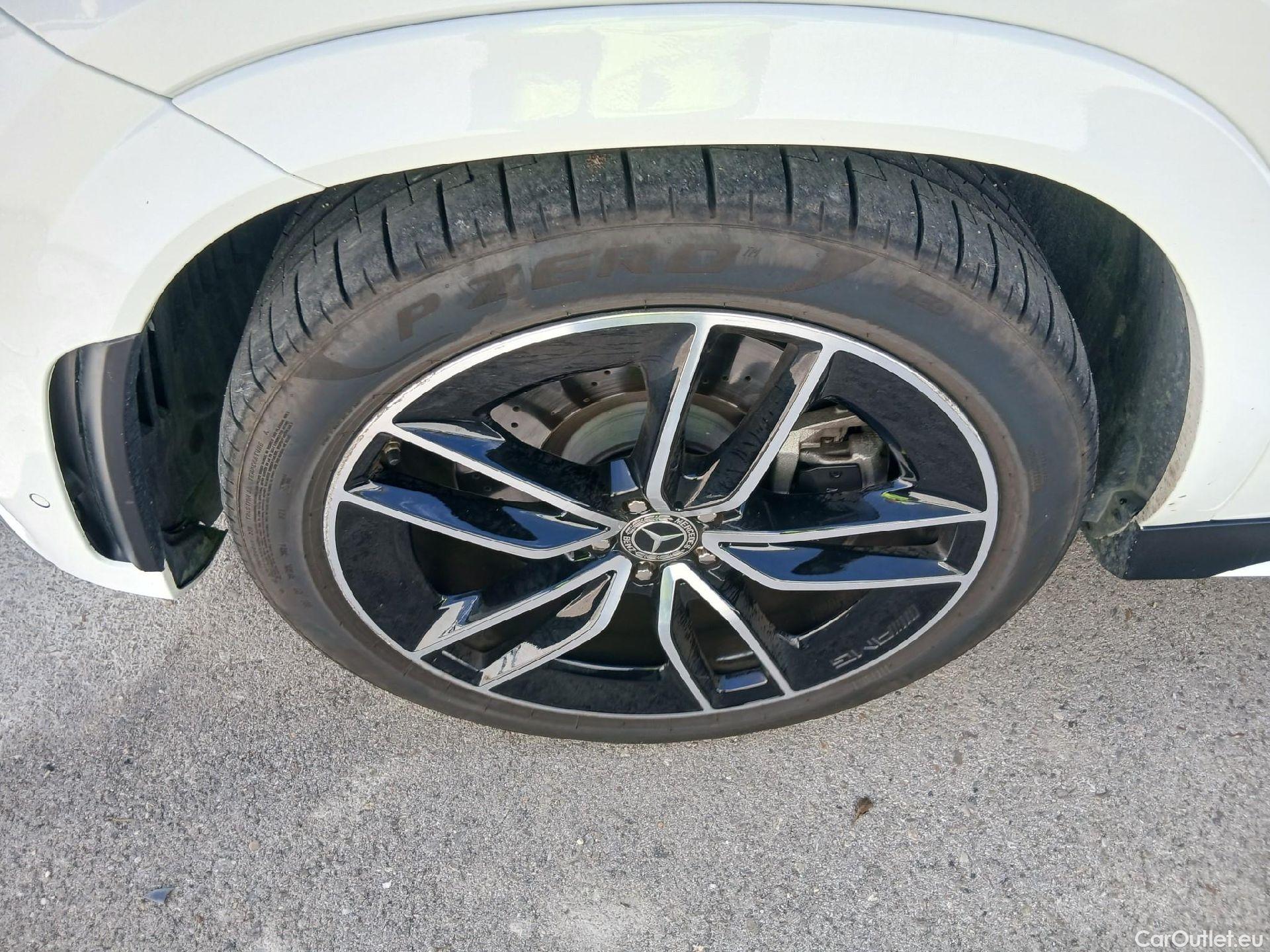  Mercedes  G-Klasee MERCEDES-BENZ GLE Coupé / 2020 / 5P / todoterreno GLE 350 de 4MATIC (Híbrido Enchufable) #4