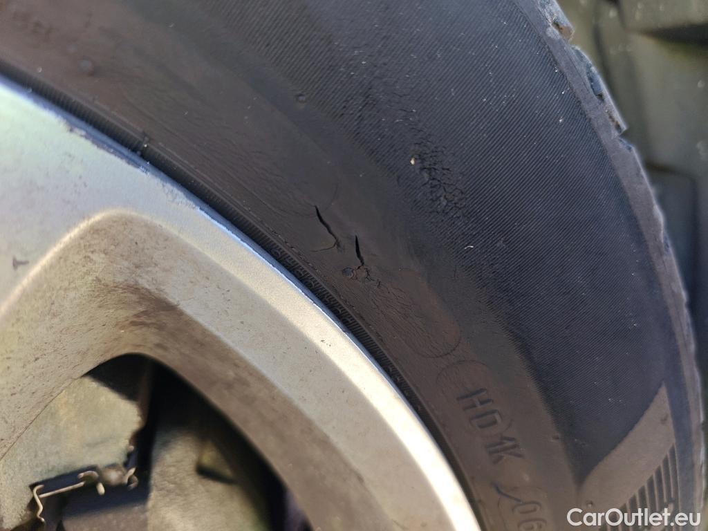  Opel  Corsa OPEL  / 2019 / 5P / berlina con portón 1.5D DT 74kW (100CV) Edition #23