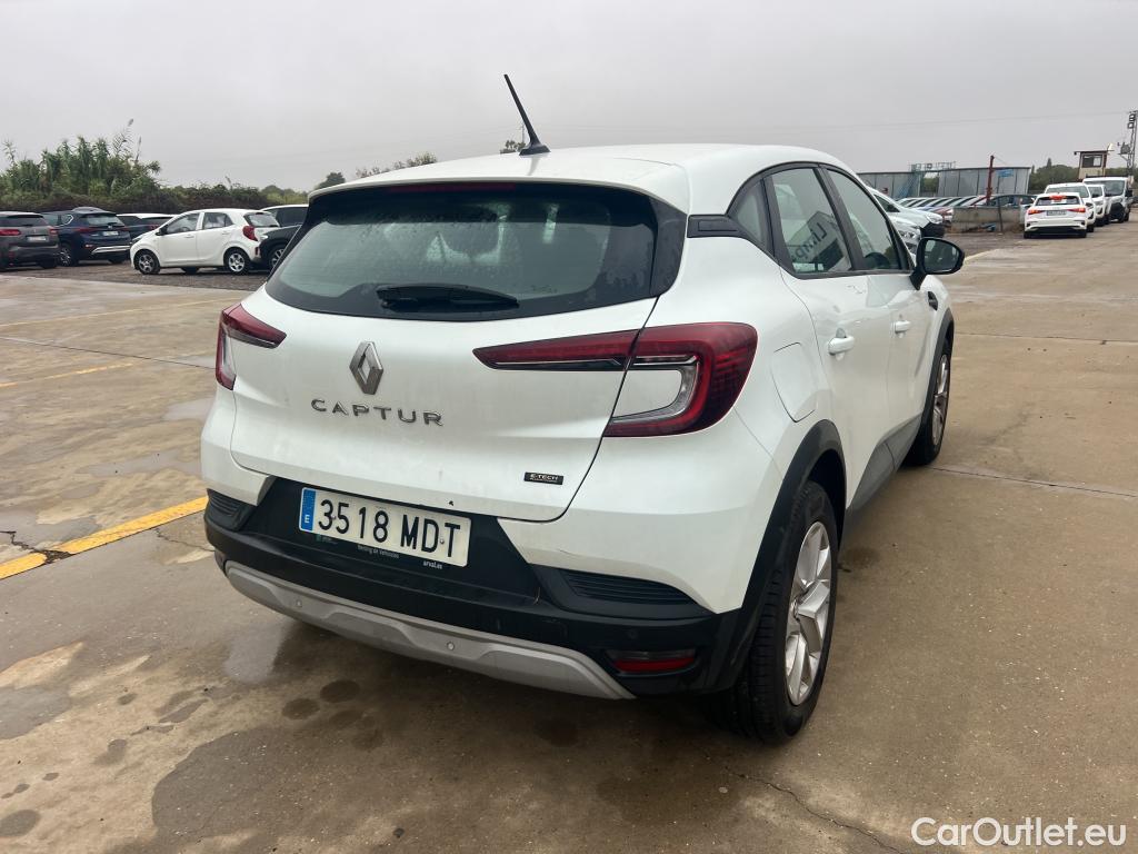 Renault  Captur  II Evolution 1.6 E-TECH Plug-in ATV E6d #2